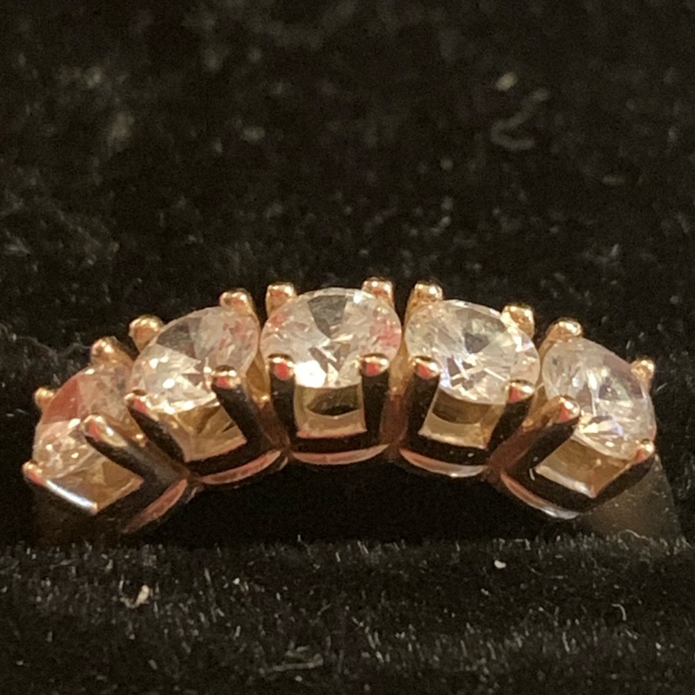 14kt yellow gold Five CZ stones ring